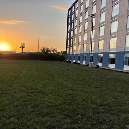 Delta Hotels By Marriott Indianapolis Airport Eksteriør billede